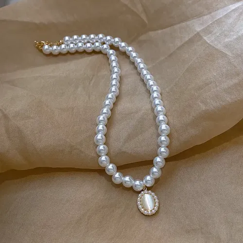Conjunto Feminino Colar de Pérolas com Pingente Oval Madrepérola Banhado a Ouro e Par de Brincos Estilo Vintage – Joia Clássica de Luxo - Image 7