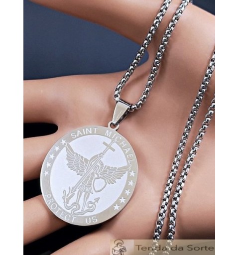 Colar Masculino Corrente de Aço Inoxidável Prateado com Medalha São Miguel Arcanjo (Saint Michael Protect Us) – Joia Religiosa de Proteção e Fé - Image 4