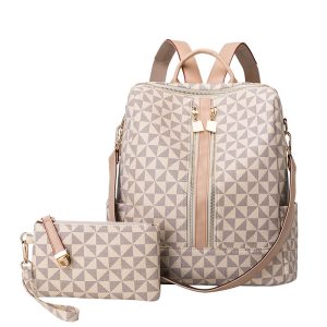 Mochila Feminina Antifurto + Carteira de Mão Estampa Geométrica Monograma - Bege e Caqui